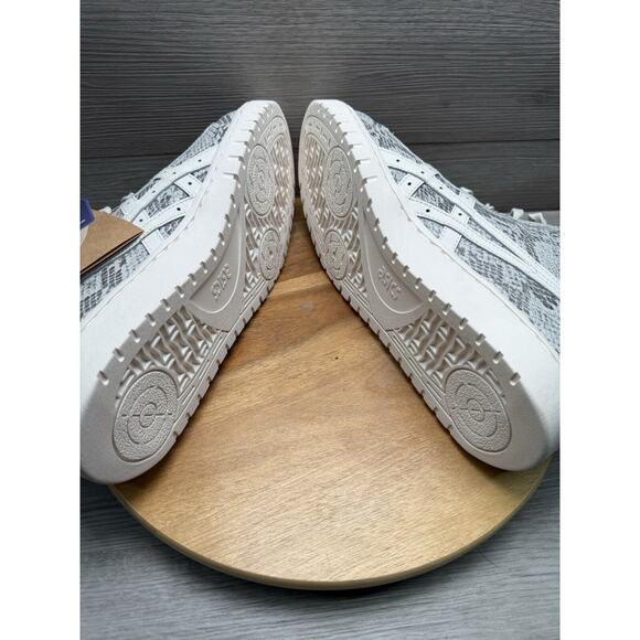 Asics Japan S PF White Casual And Fashion Sneakers Women 11 - Picture 8 of 9